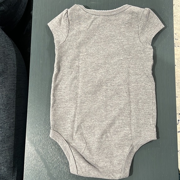 Circo baby short sleeve onesie - Picture 2 of 4